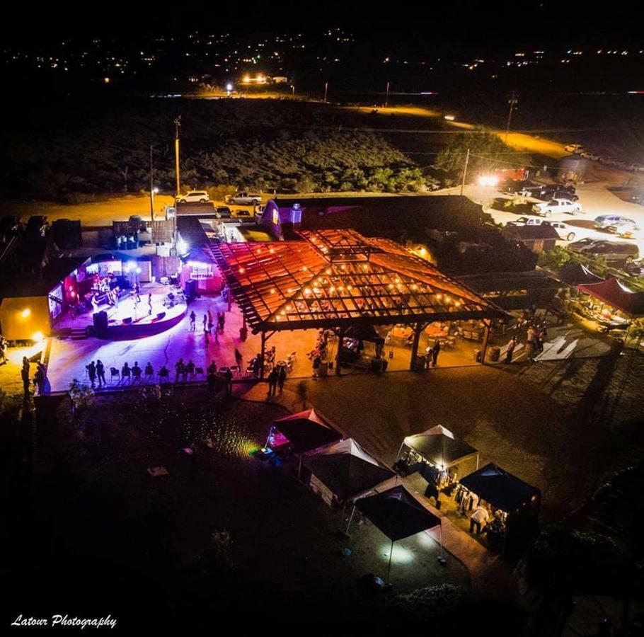 Hilltop Tavern And Inn Apple Valley Εξωτερικό φωτογραφία